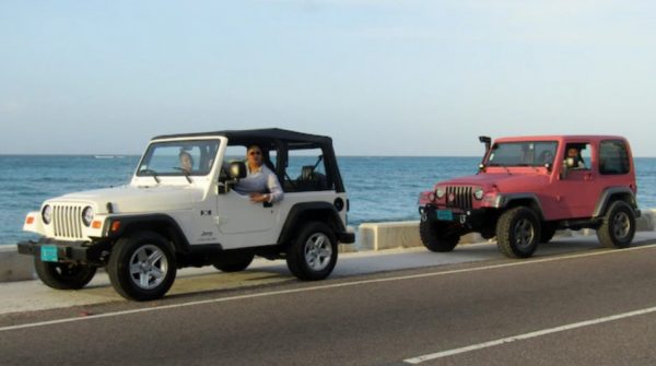 Adventure Jeeps and Beach in Nassau
