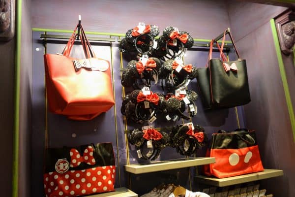 Disney purse and gift shop at Disney World