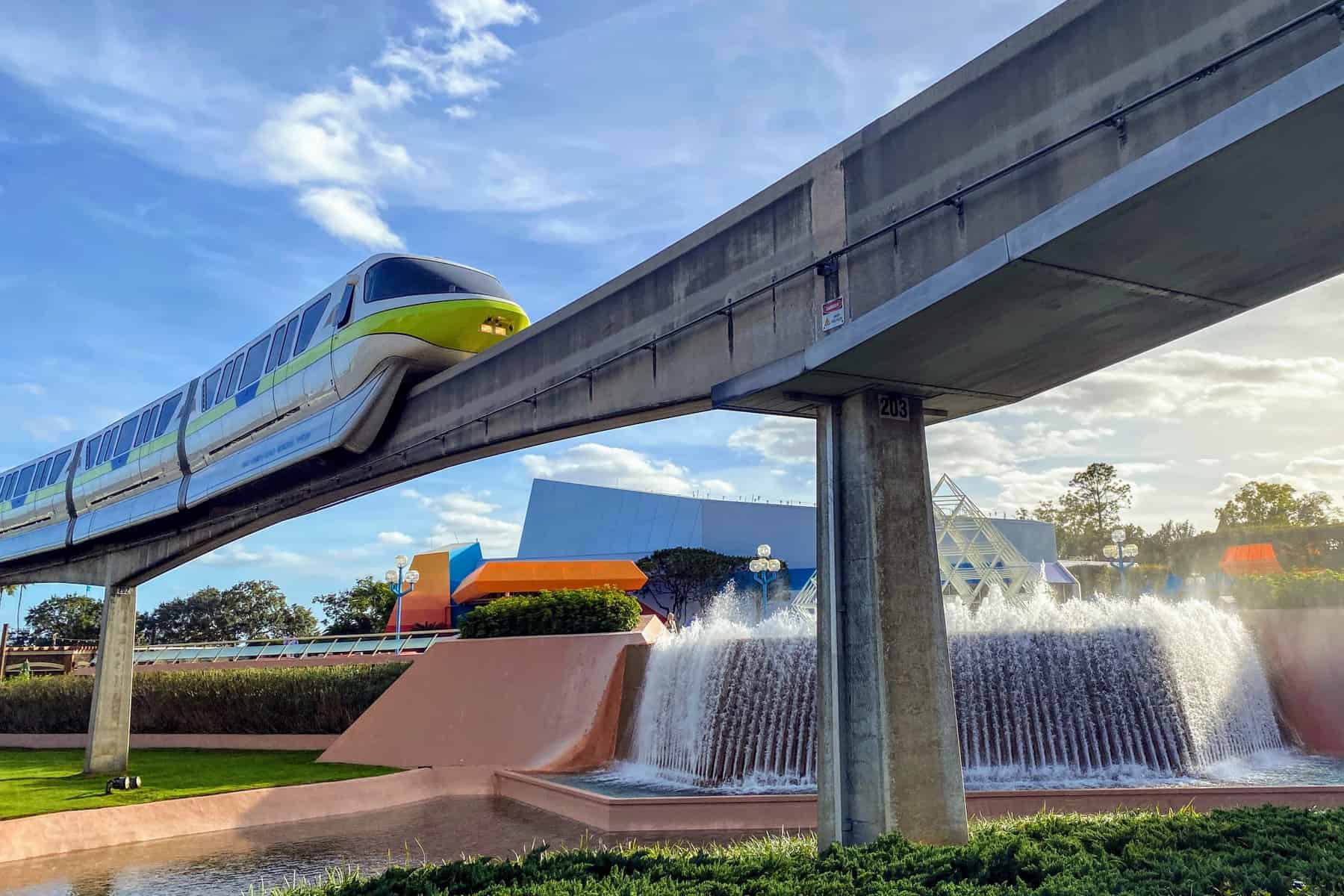 Park-to-Park Transportation Set To Resume In 2021 At Walt Disney World
