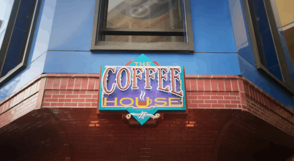The Coffee House at Disneyland Hotel
