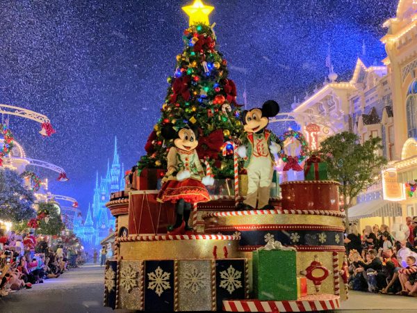 Mickey's Very merry Christmas Party